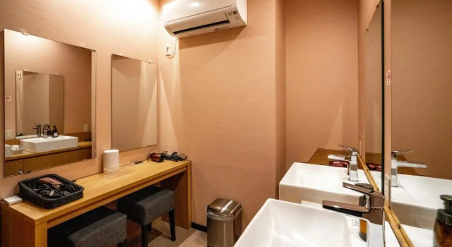 Кровать в общем номере (женский номер) R9 Hostel Tochigi Ekimae - Male Only