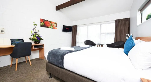 Двухместная студия Executive Cobblestone Court Motel - Wenzel Motels
