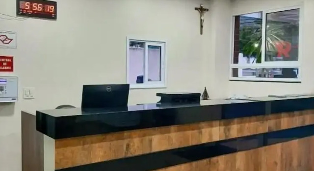 Hotel Guarumar Gold, Забронировать Отель Гуаружа муниципалитет Гуаружа, рядом с Guaruja Bus Station