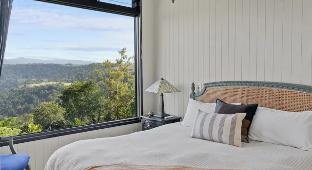 Номер Standard Escape to Serenity in Beechmont Luxurious Cabin Retreat