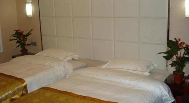 ChunYue Hotel  Kunming, Prenota Hotel Guandu Kunming