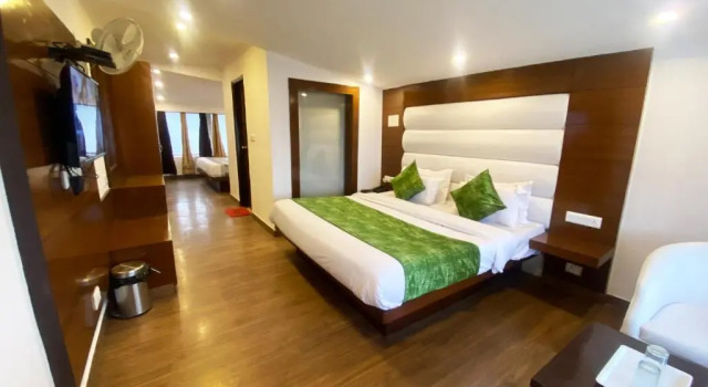 Hotel Royal Classic @ Mall Road Mussoorie, Rezervovat Hotel Mussoorie Uttarakhand