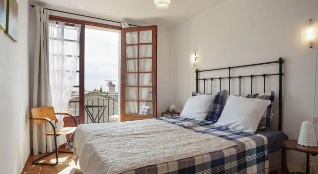 Cosy Apartment in Vachères With Private Garden