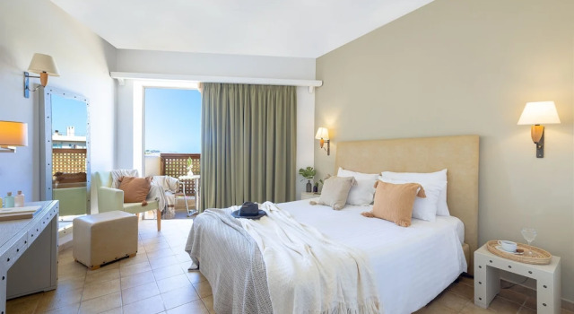 Номер Standard с красивым видом из окна Отель Santa Marina Beach
