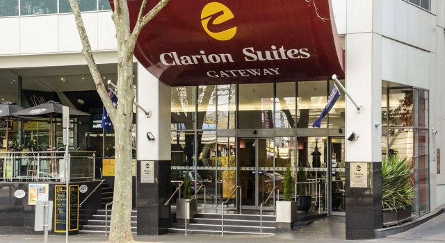 Двухместный номер Standard Clarion Suites Gateway