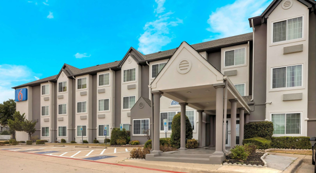 Motel 6-Fort Worth, TX - Burleson, Забронировать Мотель Берлесон Dallas - Fort Worth Metropolitan Area