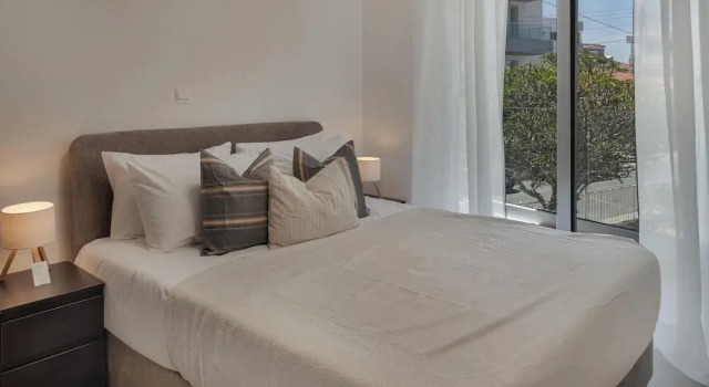 Апартаменты Luxury Phaedrus Living: Travertine Residences 101
