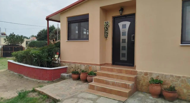 Giorgos Garden House