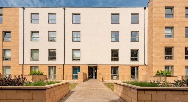 Roomy Comfortable Apartment, Забронировать Апартаменты/квартира Эдинбург Midlothian, рядом с Холирудское абатство