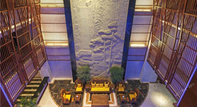 Chinese Yew Lake Hotel, Rezerwuj Hotel Hotele w Kunming z parkingiem, Parking