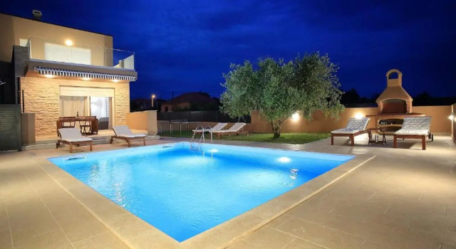 Вилла Deluxe Beautiful Villa L&T 1 Nin