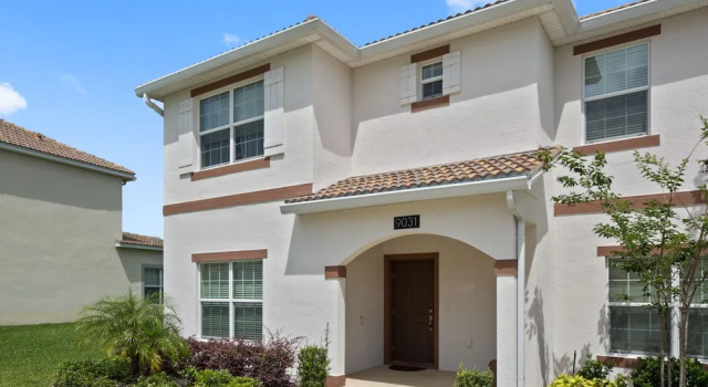 Tr_543r Scenic Champion 5 Bedroom Townhouse