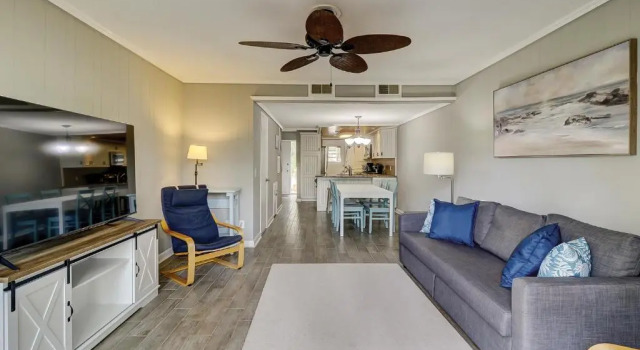75 Hilton Head Cabanas 2 BR Forest Beach, Забронировать Отель Отели Южной Каролины с бассейном, Бассейн