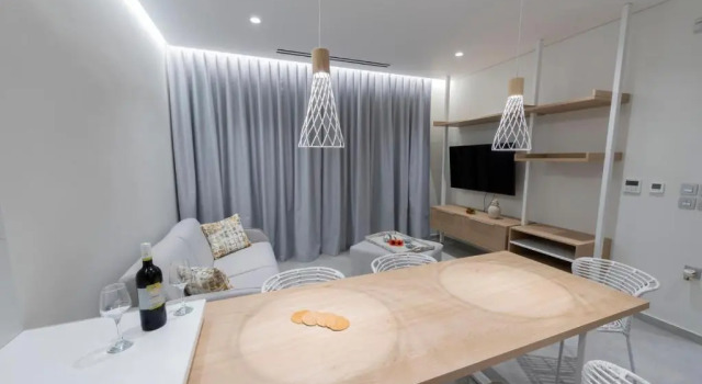 Suite Erifilli, Забронировать Вилла Меганиси 