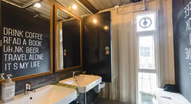 Номер Standard The Yard Bangkok Hostel