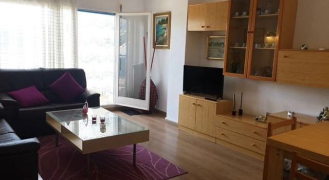 Apartamento Las Palomas Esc. A 1-1, Rezerwuj Apartament Hotele w Gironès z parkingiem, Parking