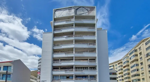 3bed Apartment in Cape Town w Views Ocean Outlook