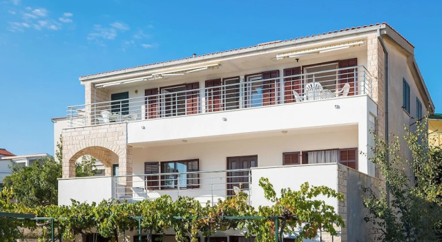 Apartments Kobaslic