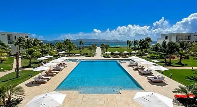 Трёхместный номер Standard Aurora Anguilla Resort & Golf Club