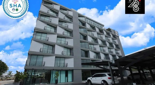 Кровать в общем номере The 28th Hotel