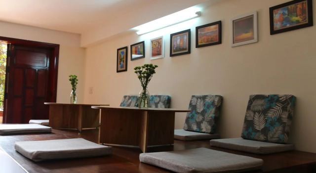 4 Seasons Hostel