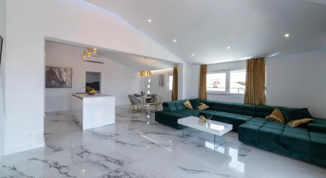 Апартаменты Besker Apartment