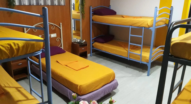 Hostal Mayor, Забронировать Хостел Хостелы Аликанте, рядом с ADDA Alicante, Хостел