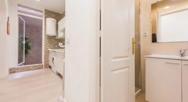 Apartamento Loft Montserrat 1, Забронировать Апартаменты/квартира Апартаменты Мадрида, рядом с Asociación Española de Cooperación Europea, Апартаменты/квартира