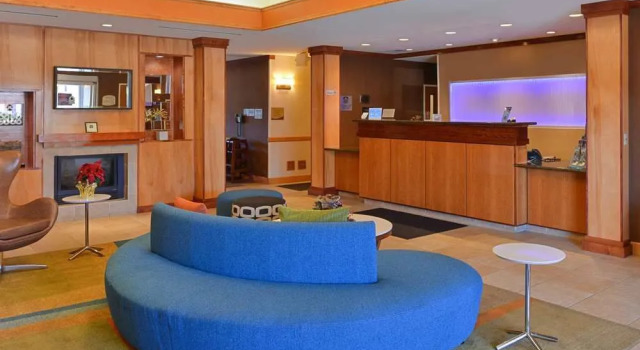 Fairfield Inn & Suites Sacramento Elk Grove, Rezerwuj Hotel Hotele w Elk Grove z basenem, Basen
