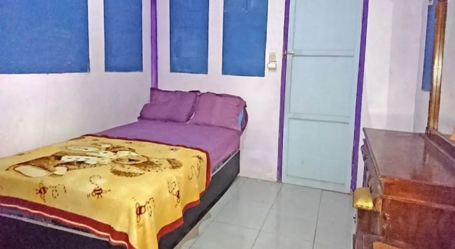 Oyo 2467 Penginapan Dafista, Prenota Hotel Hotel a Jepara con parcheggio, Parcheggio