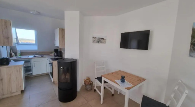 Апартаменты Ferienwohnung Rügen 1, Alt Reddevitz 108, Insel Rügen, mit Kamin, Sauna Nutzung möglich