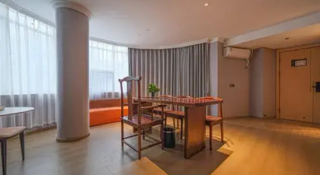 Люкс Wilman Smart Hotel (China Shoes Duwuyue Plaza)