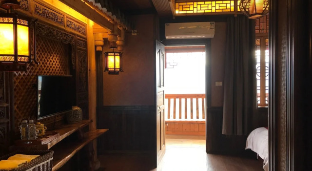 Двухместный номер Deluxe с балконом Longsheng Pingan Hotel