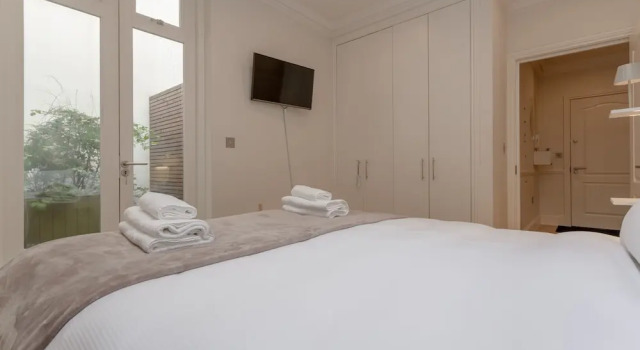 Modern 1 Bedroom Flat in Highbury, Забронировать Отель Отели Лондона 3 звезды, рядом с Арсенал, 3*