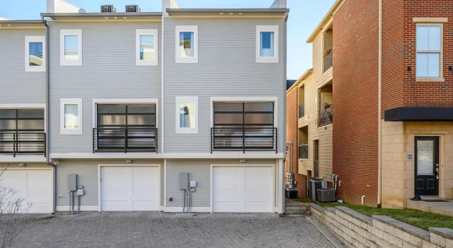 New Listing! Ultra-posh West End Townhome 4 Bedroom Townhouse, Prenota Casa vacanze Nashville Tennessee