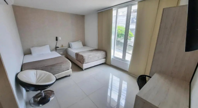Четырёхместный номер Standard Bayit Tov Circunvalar Hotel