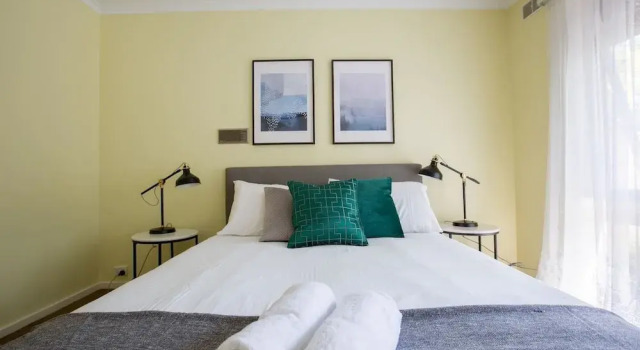 Spacious Comfortable Home in Wheelers Hill+pool, Book Vacation Home Melbourne Melbourne Region