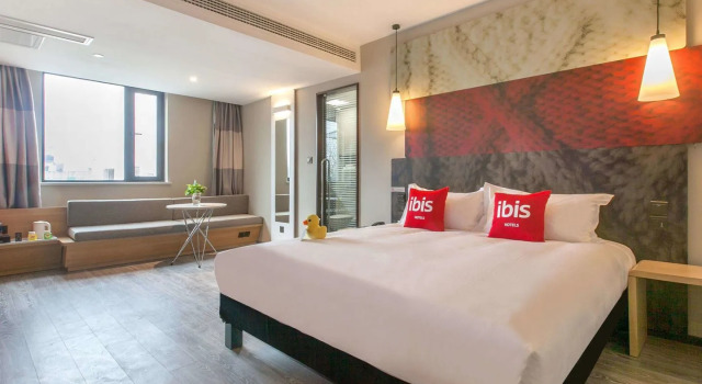 Ibis Wuhan Hubu Alley Hotel