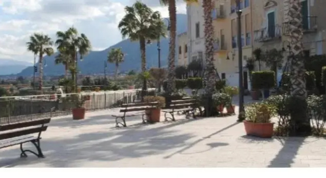 Milicia Solemar, Book Hotel Altavilla Milicia Sicilien