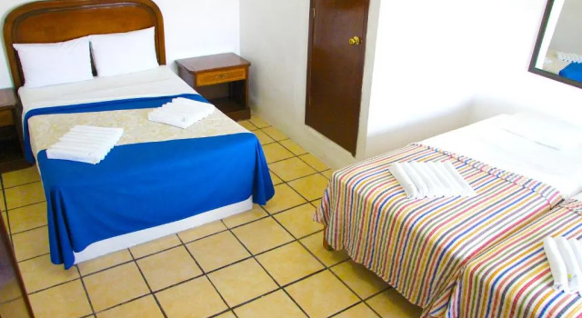 Трёхместный номер Standard с видом на озеро Hotel Ameyali Tequesquitengo