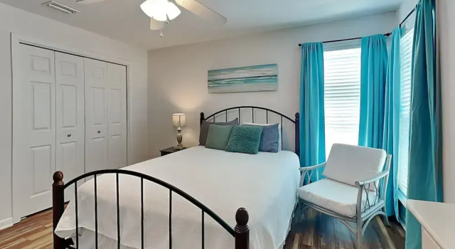 Cotton Bayou Condominiums by Southern Vacation Rentals, Prenota Appartamento Hotel a Alabama con parcheggio, Parcheggio