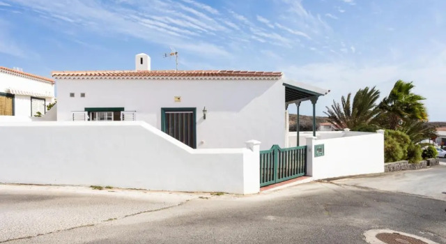 Bungalow Santiago 25 with sea view