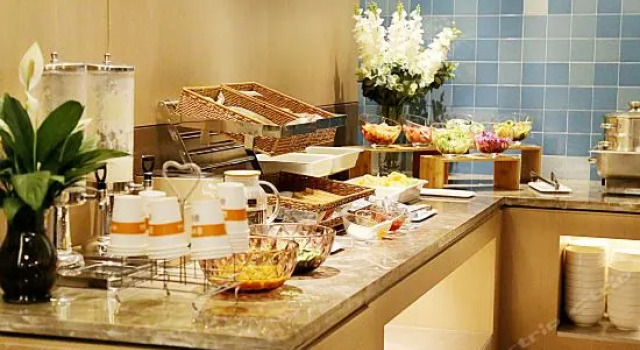 Homeinn · neo (Lanzhou Dongfanghong Square Subway Station Wanxiang City), Book Hotel Chengguan 
