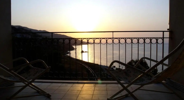 Апартаменты Tusa Gold Sunset
