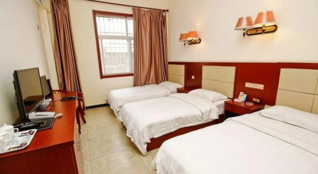 Lintong Wenjun Express Hotel, Boek Hotel Hotels in Lintong met parkeren, Parkeren