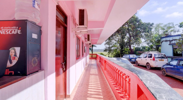 OYO Flagship 60088 Omkar Guest House