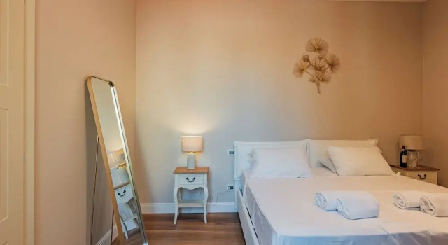 Florence Dome Rooms, Забронировать Отель Дуомо Флоренция, рядом с Площадь Кафедрального собора
