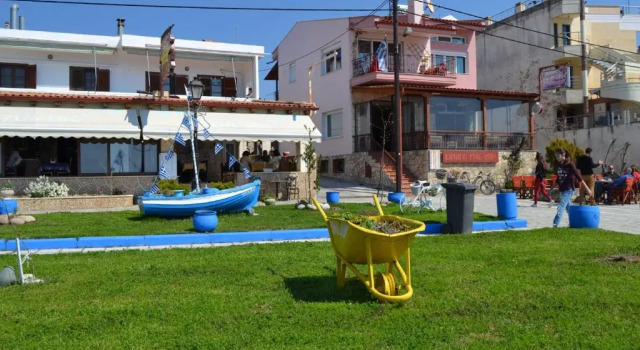 Roses RT apartments Skioni IV, Book Apartment Nea Skioni 