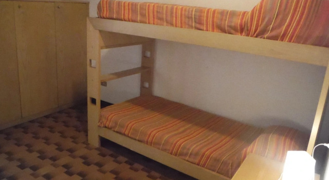 Flat Fiumelatte Terrace lake view, Book Hotel Hotels in Fiumelatte with Parking, Parking