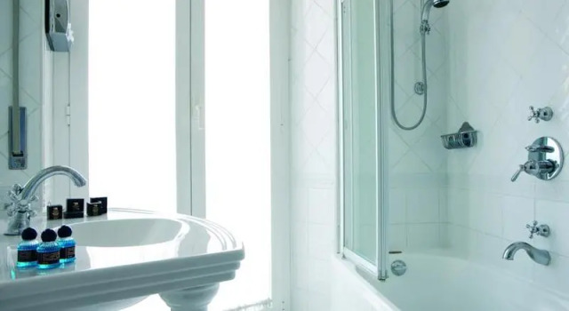 Двухместный номер Standard с балконом Hotel Victoria